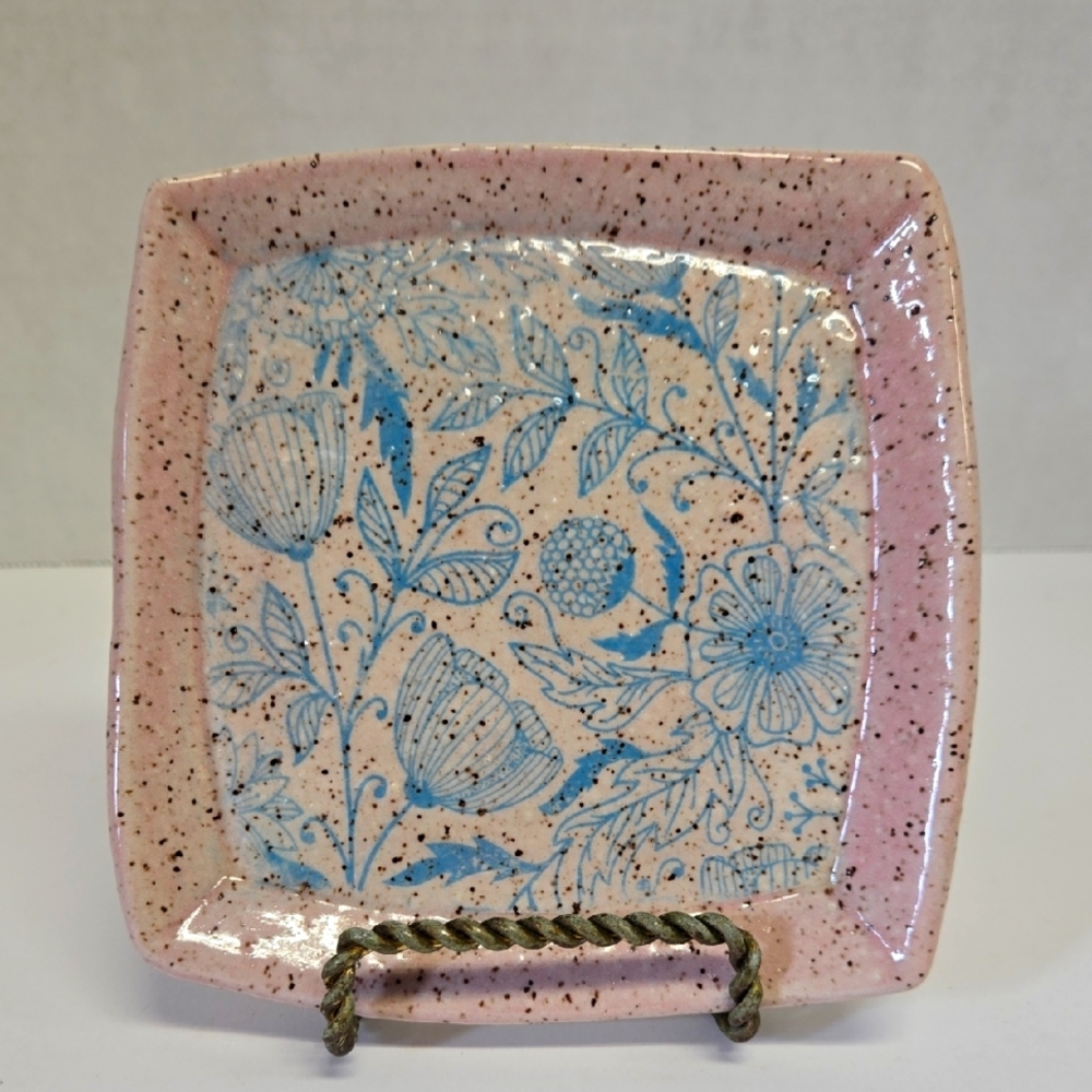 Studio Art Floral Pink and Blue Ceramic Trinket/Plate/Dish 5 3/4"X5 1/2"